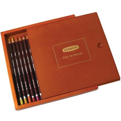 Derwent Coloursoft Pencils Wooden Box Of 18 Image 1
