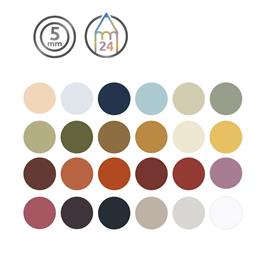 Derwent Drawing coloured pencils showing earthy colour palette